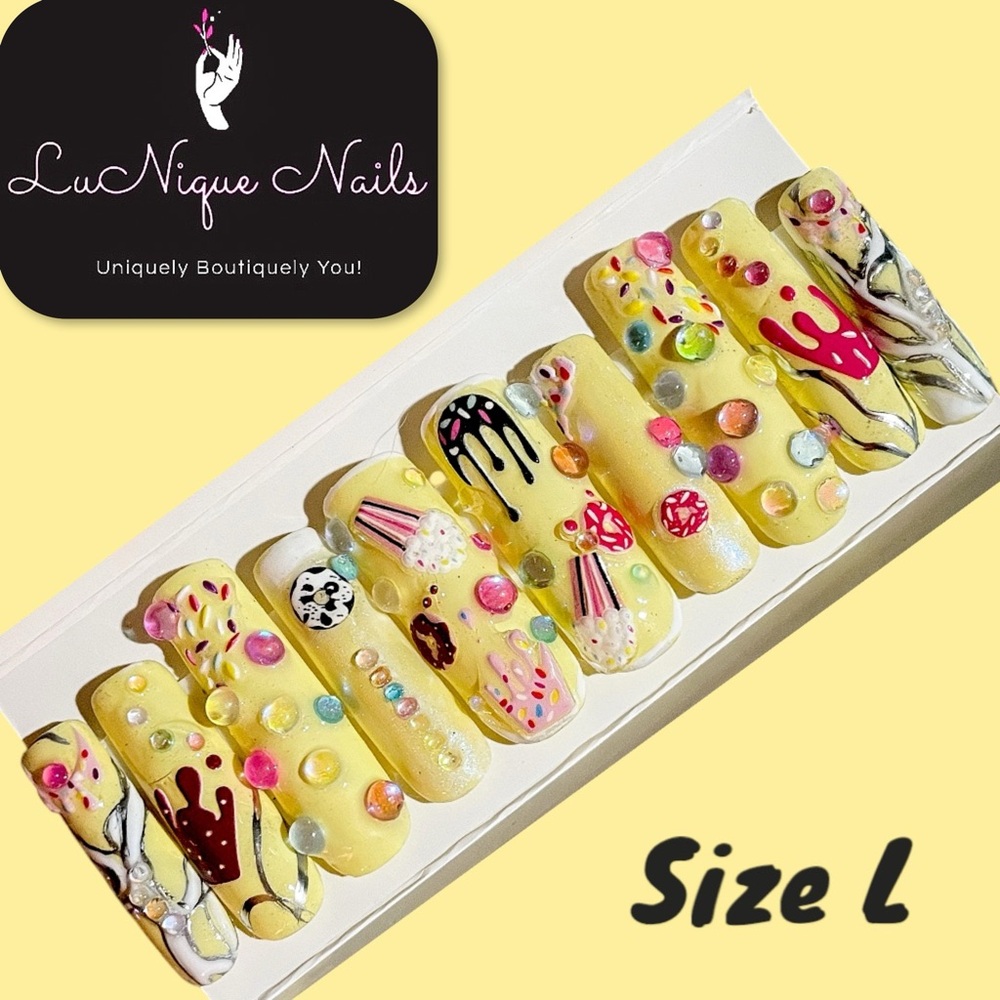 Ice Cream Truck Press On Nails-Size L